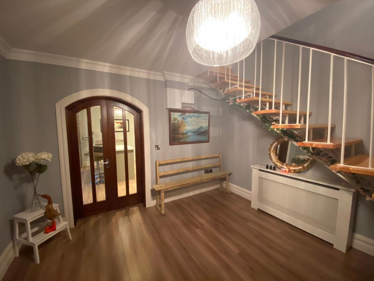 킬라니 Gleanntan House - Beautiful Family Town House 빌라 외부 사진
