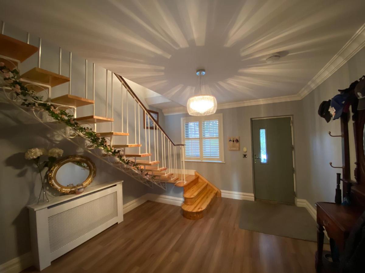 킬라니 Gleanntan House - Beautiful Family Town House 빌라 외부 사진